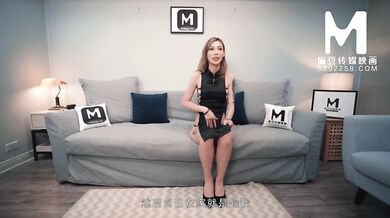 【国产】麻豆传媒作品国风旗袍女初体验免费观看